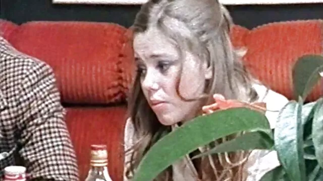 همسر فیلم دوبله سکسی داغ به سبک سگ کوچولو تبدیل می شود