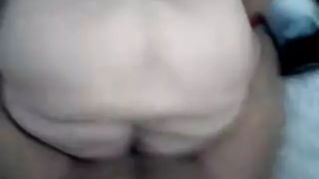 -زیبایی جینا گرسون کانال های فیلم سکسی در یک جلسه لوکس DP شرکت می کند