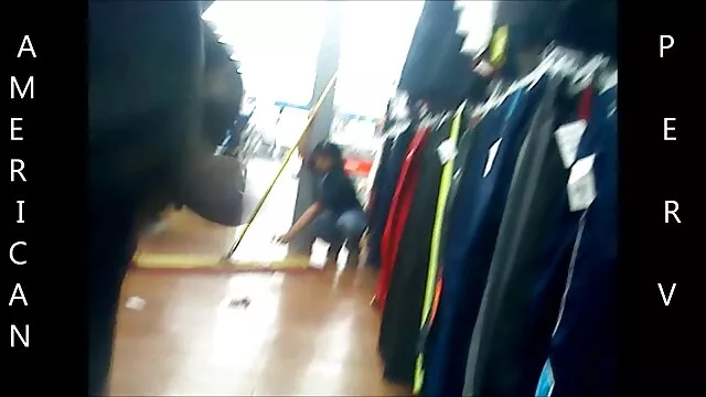صورت لیزی بل چسبناک است! سکس بروسلی
